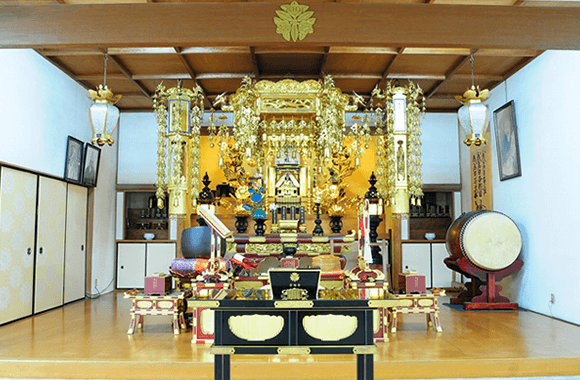 常福寺の本堂